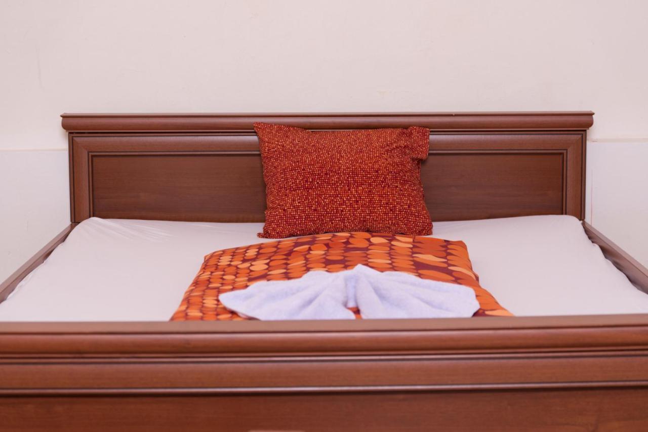 Hotel Praha Club Bed & Breakfast Экстерьер фото