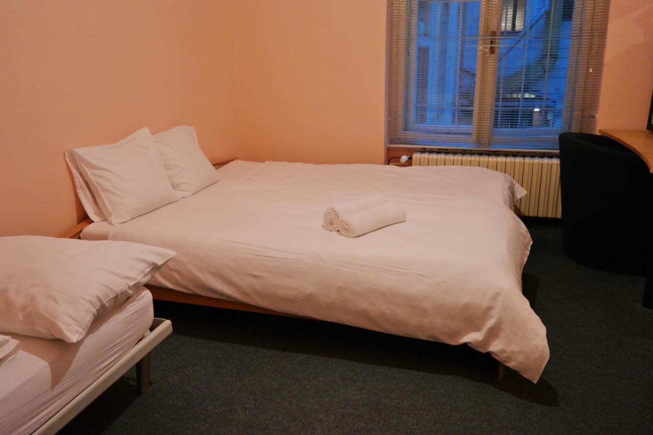 Hotel Praha Club Bed & Breakfast Экстерьер фото