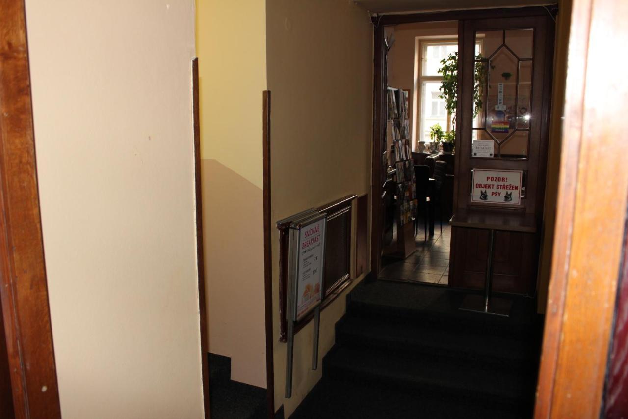 Hotel Praha Club Bed & Breakfast Экстерьер фото