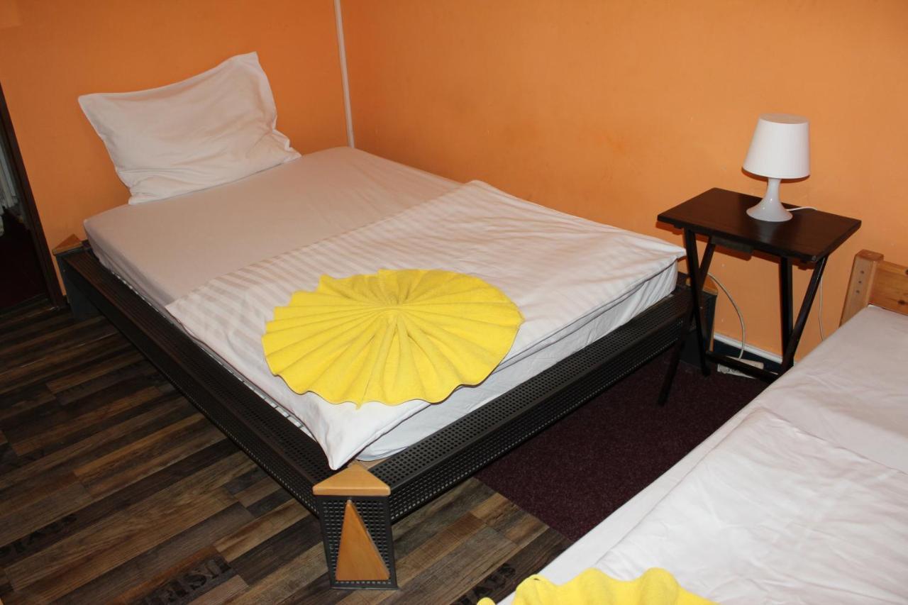 Hotel Praha Club Bed & Breakfast Экстерьер фото